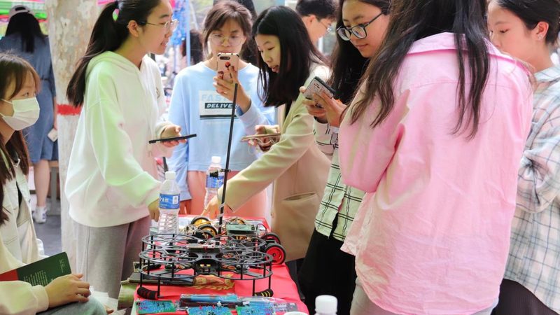 数据中台落地：构建企业智能化的核心枢纽